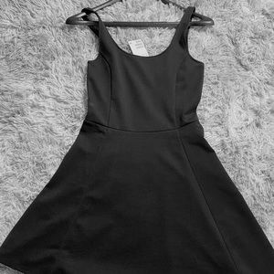 DRESS FOR WOMAN.